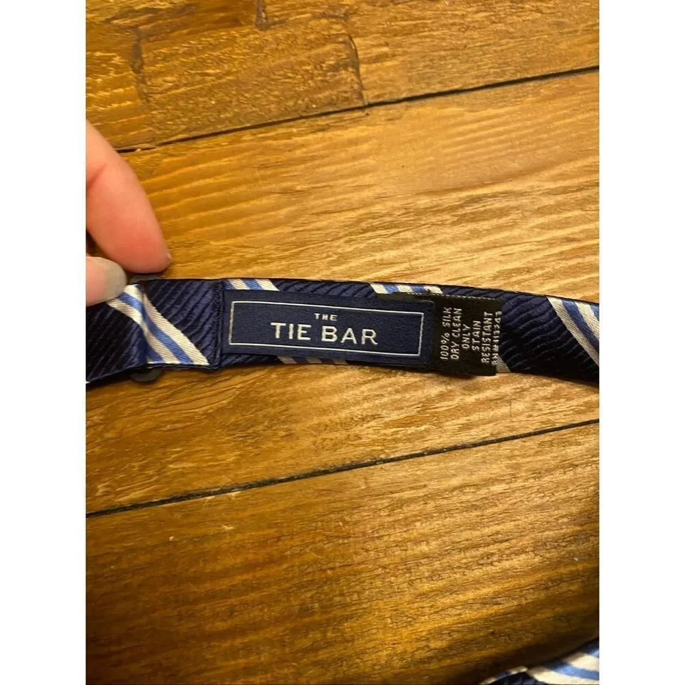 The Tie Bar blue white adjustable striped bow tie 100% Silk